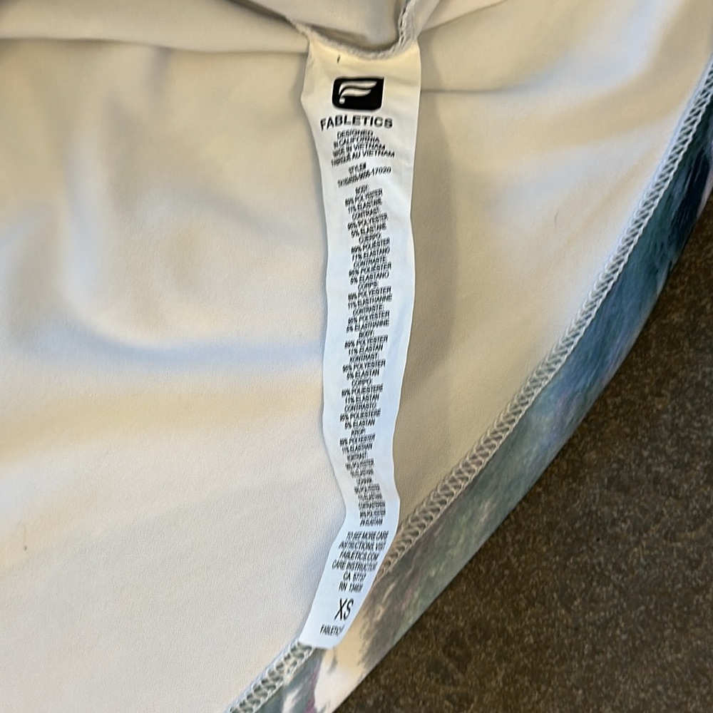 Fabletics Tank - Picture 6 of 6